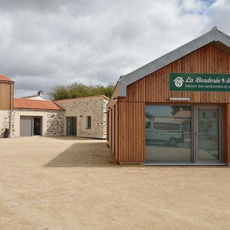 La Borderie - Maison Des Randonnees - Gite Etape - Gite De Groupe Vairé Szoba fotó